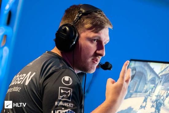 中国 VKG 战队夺得 2025 电竞世界杯《Apex 英雄》总冠军